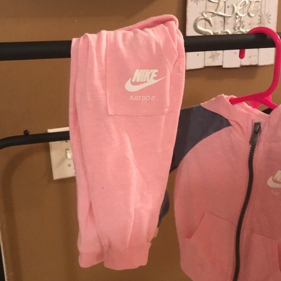 - Nike and Adidas set - Picture 2 of 11